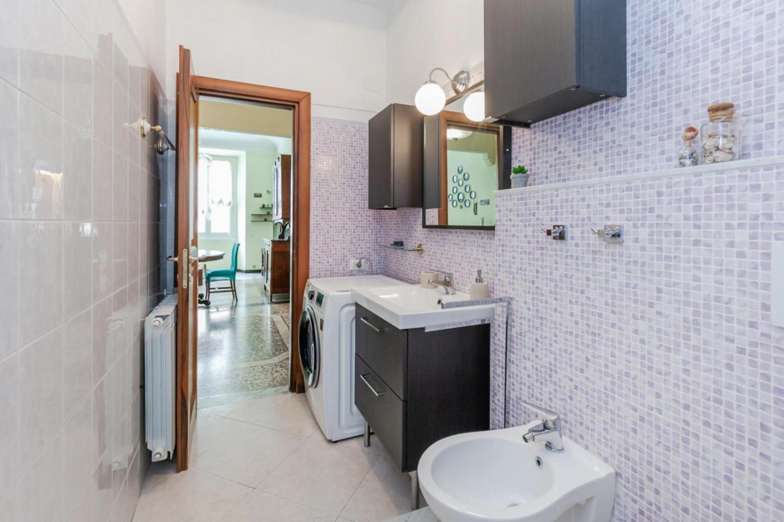 "Ca Niella" Art And Fun 9 Minutes From The Sea Apartment Savona Ngoại thất bức ảnh